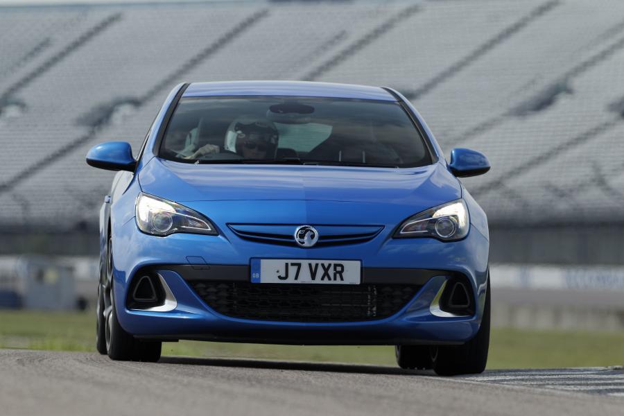  Vauxhall Astra VXR 2012 года  (фото 62 из 274)